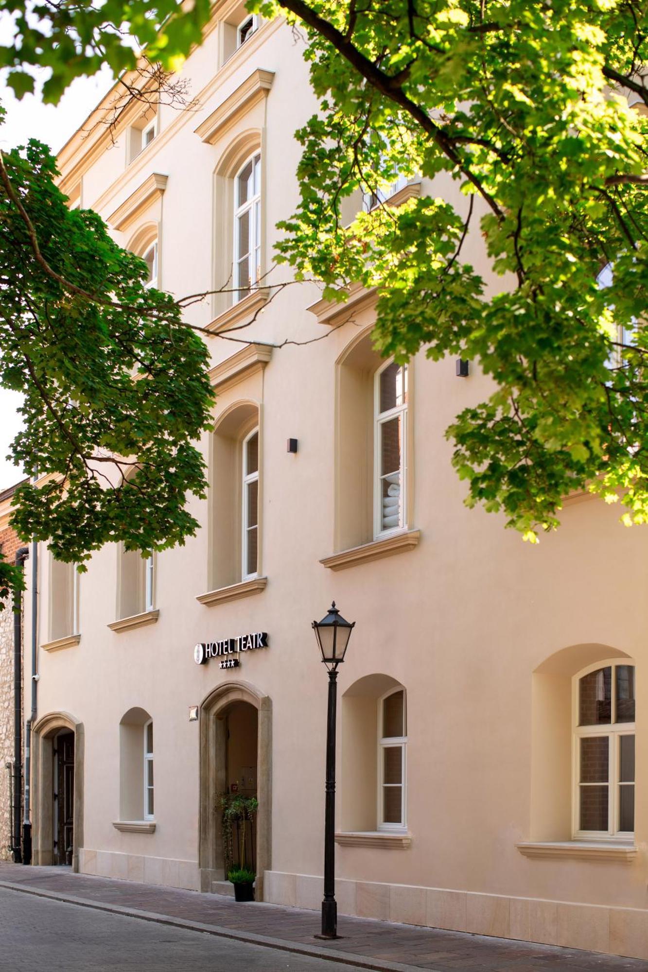 Hotel Teatr Krasków Exterior foto